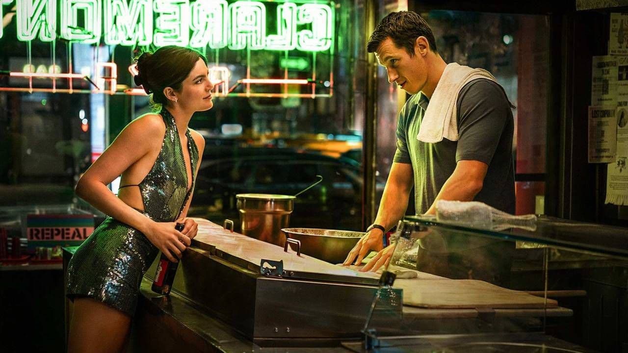 Callum Turner y Monica Barbaro te conquistarán en 'Una noche al año': Descubre el adelanto exclusivo antes de su estreno