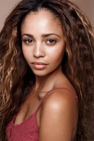 Foto del actor Vanessa Morgan