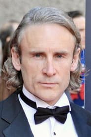 Foto del actor Cal MacAninch