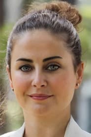 Foto del actor Esra Akkaya