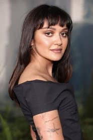 Foto del actor Ariela Barer