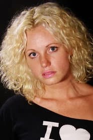 Foto del actor Ellie Church