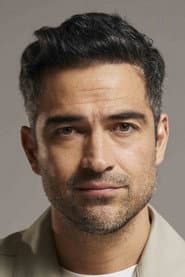 Foto del actor Alfonso Herrera