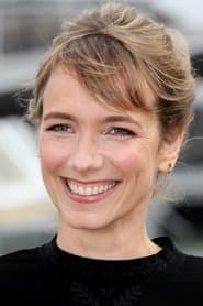 Foto del actor Julie-Anne Roth