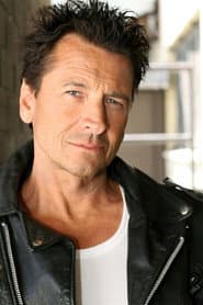Foto del actor Mark Lindsay Chapman
