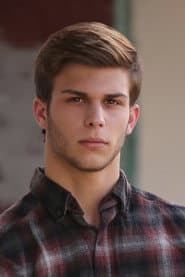 Foto del actor Tyler Galpin
