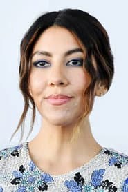 Foto del actor Stephanie Beatriz