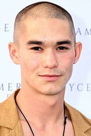 Foto del actor Booboo Stewart