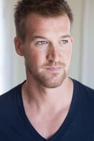 Foto del actor Kenneth Mitchell