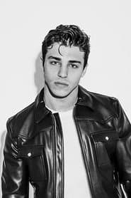 Foto del actor Tanner Zagarino