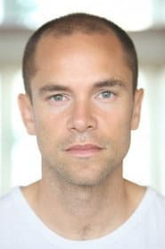 Foto del actor Peter Youngblood Hills