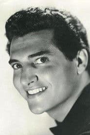 Foto del actor Ricardo Valle