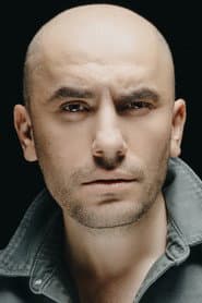 Foto del actor Giray Altınok