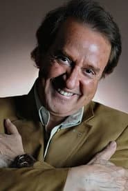 Foto del actor Carlos Villagrán