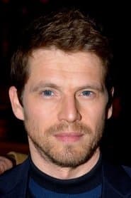 Foto del actor Pierre Deladonchamps