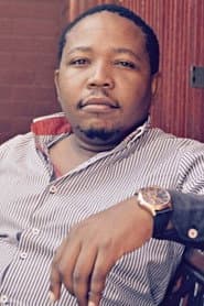 Foto del actor Presley Chweneyagae