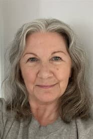 Foto del actor Julie Vollono