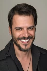Foto del actor Mehmet Günsür