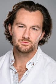 Foto del actor Aaron Mackenzie