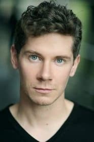 Foto del actor Karl Davies