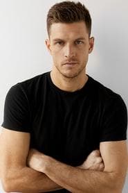Foto del actor Logan Macrae