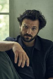 Foto del actor Thibaut Évrard