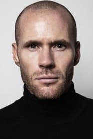 Foto del actor Oliver Trevena