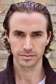 Foto del actor Dylan Edy