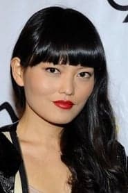 Foto del actor Hana Mae Lee