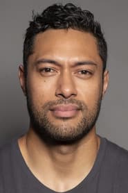Foto del actor Uli Latukefu