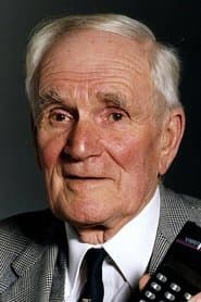Foto del actor Desmond Llewelyn