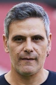 Foto del actor Roberto Enríquez