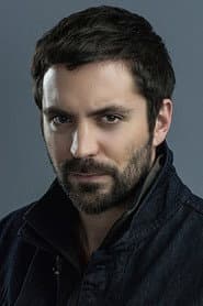 Foto del actor Rhys Coiro