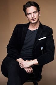 Foto del actor Mikael Lacko