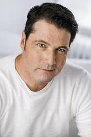 Foto del actor Jayson Therrien