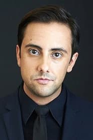 Foto del actor Matthew Gouveia