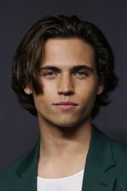 Foto del actor Tanner Buchanan