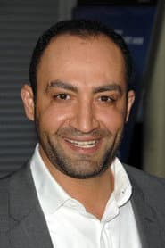 Foto del actor Peter Macdissi