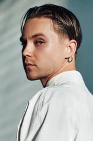 Foto del actor Artem Pyvovarov