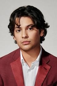 Foto del actor Xolo Mariduena