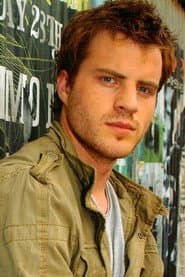 Foto del actor Robert Kazinsky