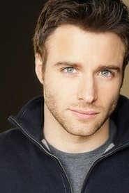 Foto del actor Mark Famiglietti