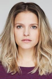 Foto del actor Sarah-Jeanne Labrosse