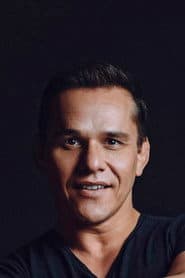 Foto del actor Steve Cardenas