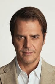 Foto del actor Mehmet Günsür