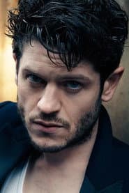 Foto del actor Iwan Rheon