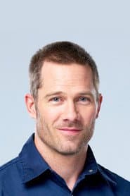 Foto del actor Luke Macfarlane