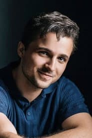 Foto del actor Dylan Schmid