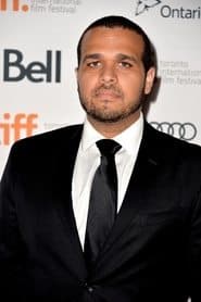 Foto del actor Aaron Burns