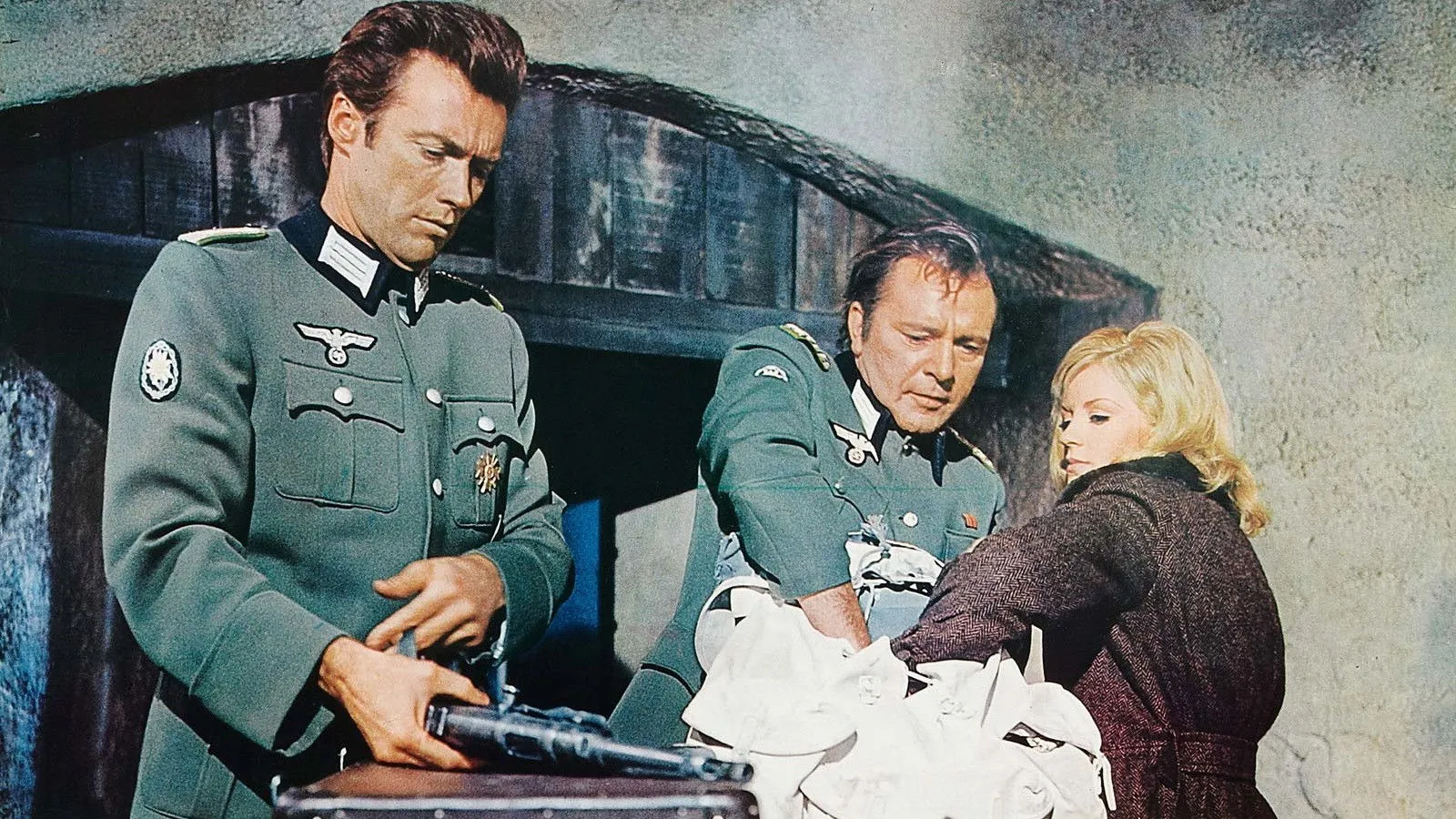 Póster de la película Donde las águilas se atreven (1968)